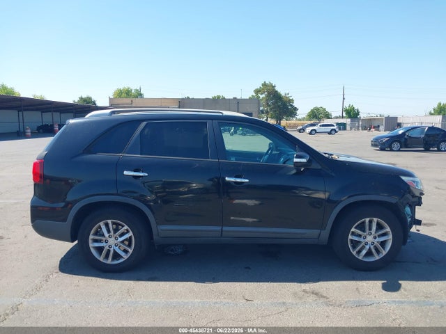 Auction sale of the 2014 Kia Sorento Lx, vin: 5XYKT3A62EG441134, lot number: 45438721