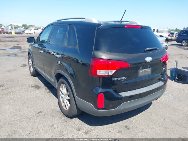 Auction sale of the 2014 Kia Sorento Lx, vin: 5XYKT3A62EG441134, lot number: 45438721
