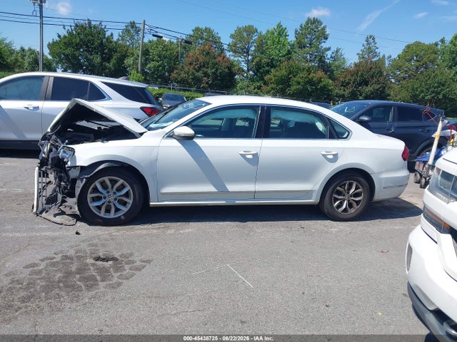 Aukcja sprzedaży 2017 Volkswagen Passat 1.8t S, vin: 1VWAT7A35HC050543, numer aukcji: 45438725