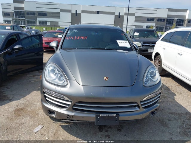 2014 Porsche Cayenne Platinum Edition მანქანა იყიდება აუქციონზე, vin: WP1AA2A27ELA95271, აუქციონის ნომერი: 45438765