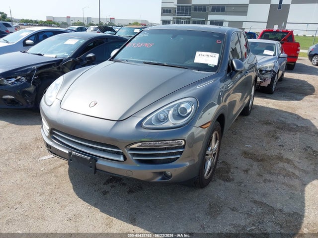 2014 Porsche Cayenne Platinum Edition მანქანა იყიდება აუქციონზე, vin: WP1AA2A27ELA95271, აუქციონის ნომერი: 45438765