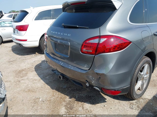 2014 Porsche Cayenne Platinum Edition მანქანა იყიდება აუქციონზე, vin: WP1AA2A27ELA95271, აუქციონის ნომერი: 45438765