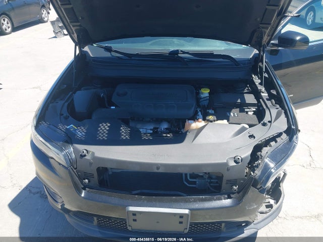 45438815 :رقم المزاد ، 1C4PJMLB5LD626222 vin ، 2020 Jeep Cherokee Latitude Plus 4x4 مزاد بيع