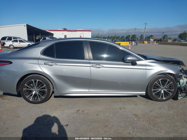 4T1B11HK3KU687452 Toyota CAMRY SE