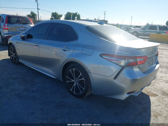 4T1B11HK3KU687452 Toyota CAMRY SE