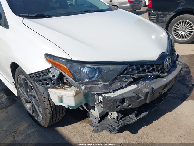 Scion IM 2016 JTNKARJE8GJ512075 Image 6