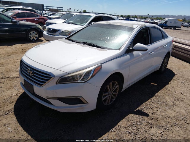 Hyundai SONATA SE 2016 5NPE24AF0GH373630 Image 2