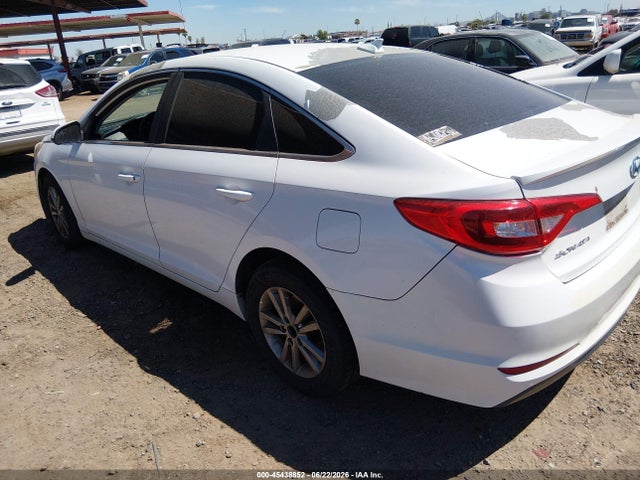 Hyundai SONATA SE 2016 5NPE24AF0GH373630 Image 3