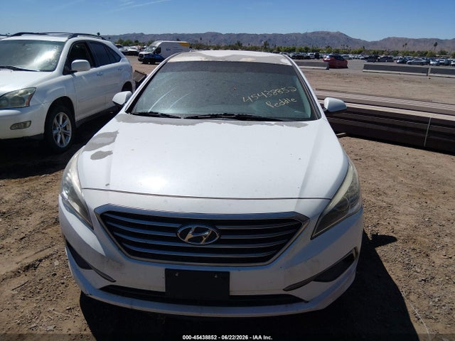 Hyundai SONATA SE 2016 5NPE24AF0GH373630 Image 6