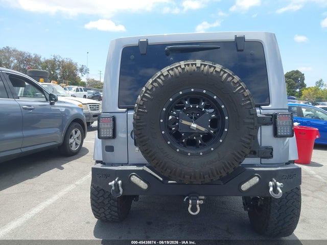1C4BJWFG5EL120203 Jeep Wrangler Unlimited Rubicon