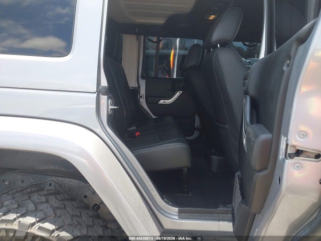 1C4BJWFG5EL120203 Jeep Wrangler Unlimited Rubicon
