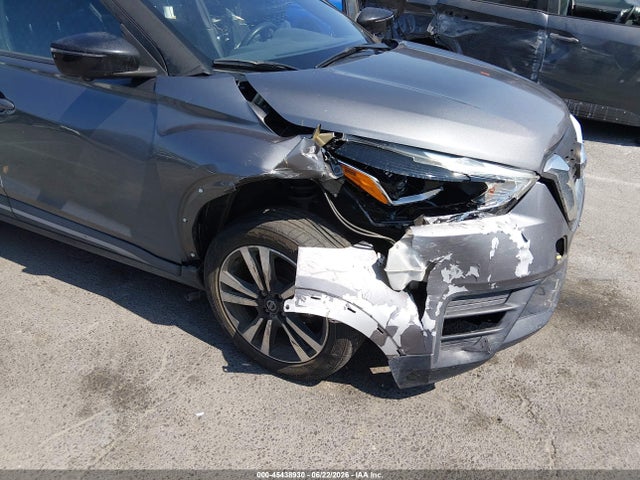 3N1CP5CU7JL546502 Nissan KICKS SR