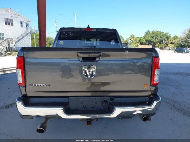 45438931 :رقم المزاد ، 1C6RREFT1NN189948 vin ، 2022 Ram 1500 Big Horn  4x2 5'7 Box مزاد بيع