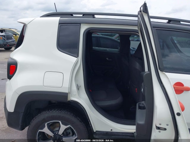 ZACNJBC15LPL42946 Jeep Renegade Trailhawk 4x4