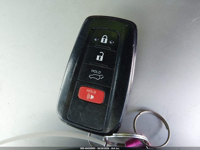 5TDGZRAH4NS124855 Toyota Highlander Xle