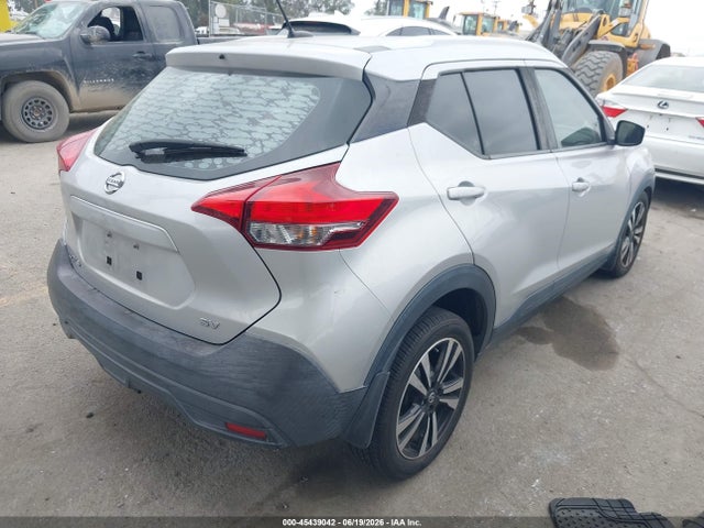 Nissan KICKS SV 2019 3N1CP5CU7KL560577 Image 4