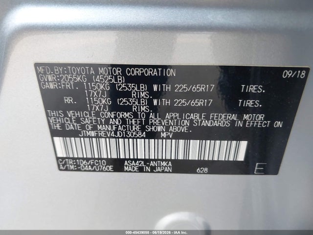 JTMWFREV4JD130584 Toyota Rav4 Xle