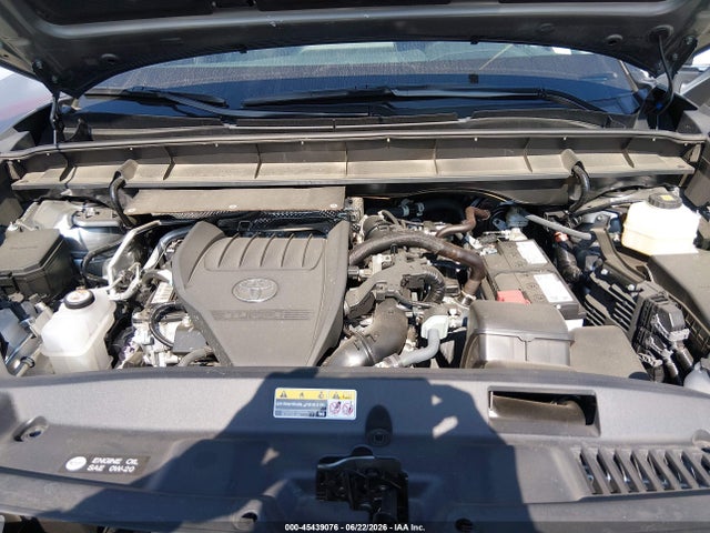 5TDKDRBH2TS599439 Toyota Highlander Xle
