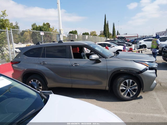 Toyota Highlander Xle 2026 5TDKDRBH2TS599439 Image 14