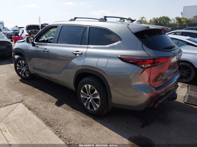 Toyota Highlander Xle 2026 5TDKDRBH2TS599439 Image 3
