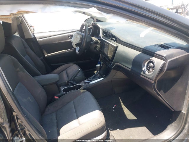 2017 Toyota Corolla Le მანქანა იყიდება აუქციონზე, vin: 5YFBURHE7HP718826, აუქციონის ნომერი: 45439094