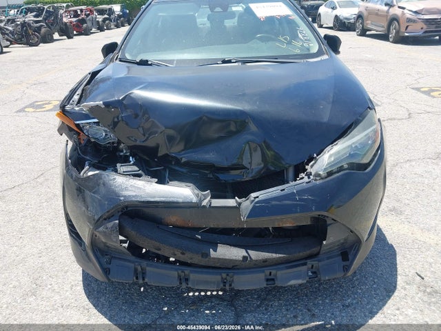 2017 Toyota Corolla Le მანქანა იყიდება აუქციონზე, vin: 5YFBURHE7HP718826, აუქციონის ნომერი: 45439094