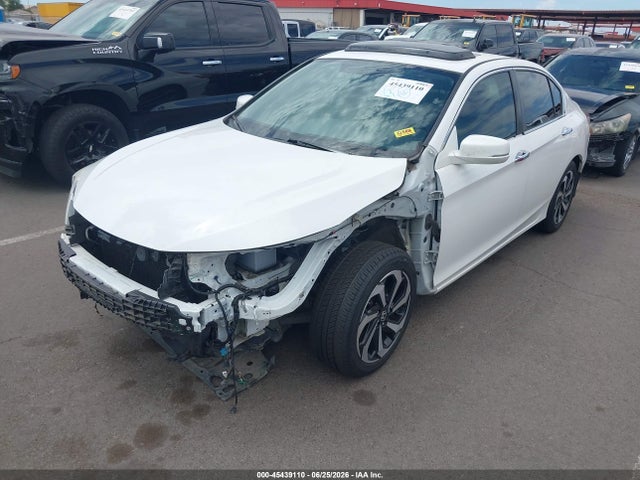 Honda ACCORD EX 2016 1HGCR2F78GA008694 Image 2