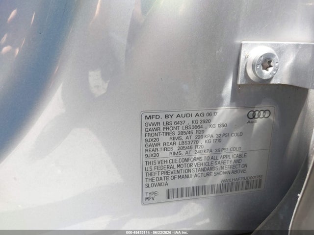 WA1LHAF79JD001751 Audi Q7 2.0t Premium