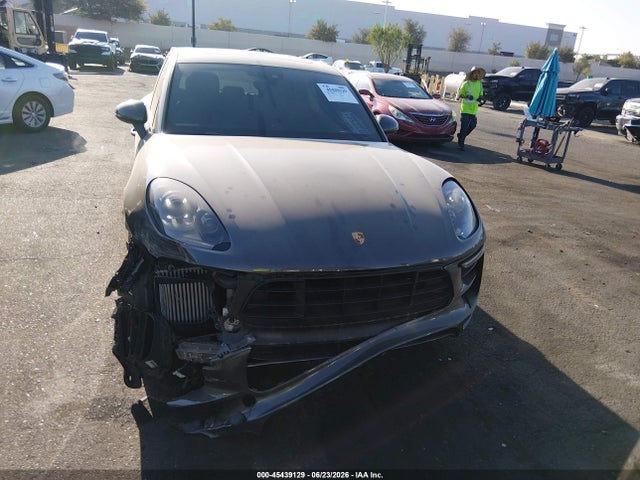 WP1AG2A59JLB63590 Porsche Macan Gts
