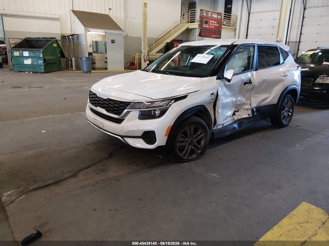 KIA Seltos Lx 2022 KNDEPCAA0N7251772 Image 2