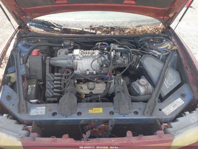 1998 Buick Regal Gs მანქანა იყიდება აუქციონზე, vin: 2G4WF5217W1432332, აუქციონის ნომერი: 45439173