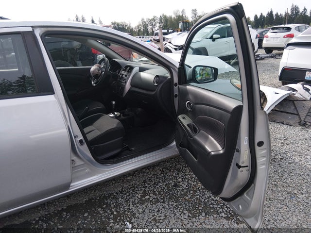 Nissan Versa 1.6 Sv 2018 3N1CN7AP7JK441009 Image 5