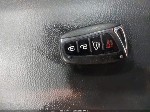 Hyundai Santa Fe Limited 2016 KM8SRDHF1GU148803 Image 11