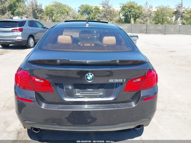 45439195 :رقم المزاد ، WBA5B1C5XFD920732 vin ، 2015 Bmw 535i مزاد بيع