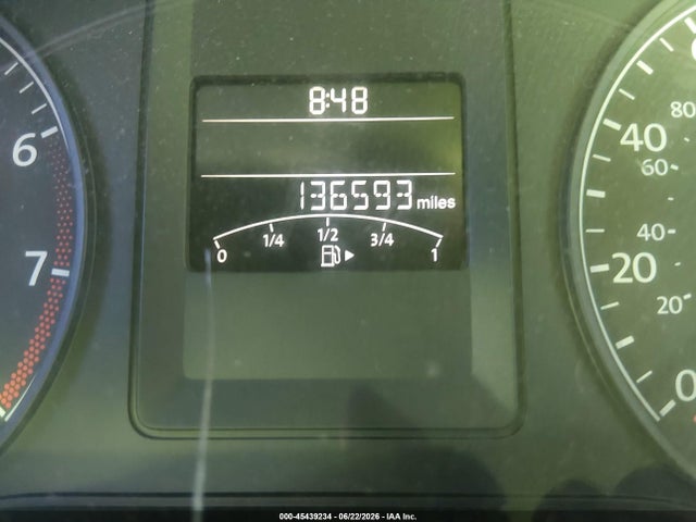 2014 Volkswagen Jetta 2.0l S მანქანა იყიდება აუქციონზე, vin: 3VW2K7AJXEM353124, აუქციონის ნომერი: 45439234