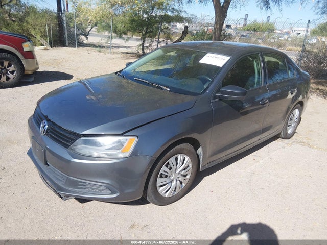 2014 Volkswagen Jetta 2.0l S მანქანა იყიდება აუქციონზე, vin: 3VW2K7AJXEM353124, აუქციონის ნომერი: 45439234
