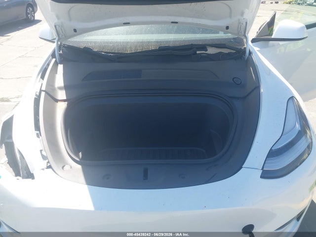 45439242 :رقم المزاد ، 5YJYGDEE3MF213672 vin ، 2021 Tesla Model Y Long Range Dual Motor All-wheel Drive مزاد بيع