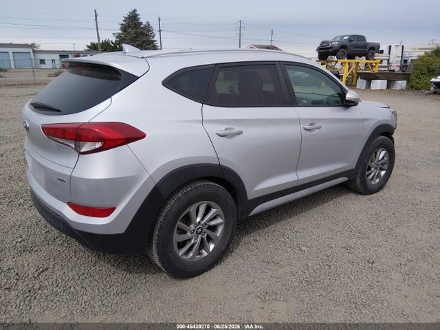 Hyundai TUCSON SEL 2018 KM8J3CA40JU773376 Image 4