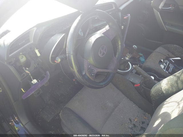 Scion TC 2016 JTKJF5C76GJ018704 Image 15
