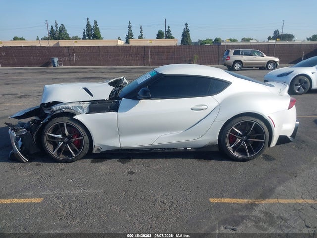 WZ1DB0C02NW052064 Toyota Gr Supra 3.0 Premium