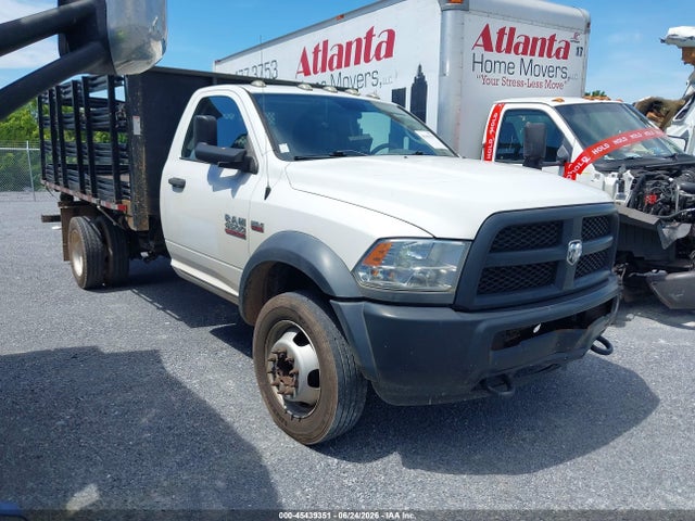 45439351 :رقم المزاد ، 3C7WRKBJ0JG298485 vin ، 2018 Ram 4500 Chassis Tradesman/slt مزاد بيع