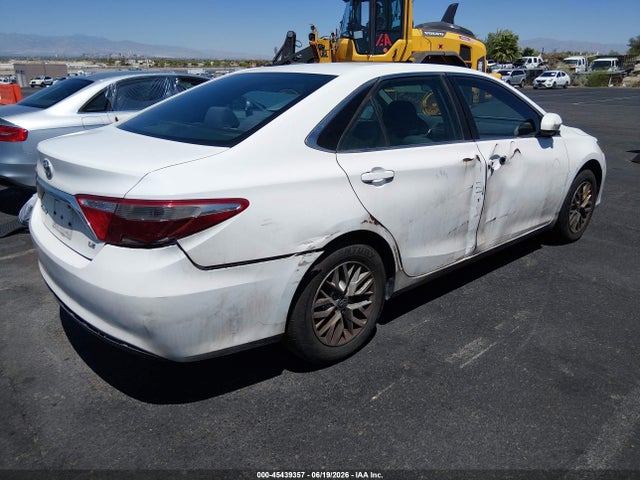 Toyota CAMRY LE 2016 4T1BF1FK0GU228374 Image 4