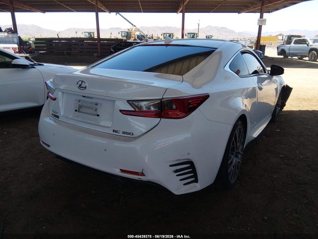 Lexus RC 350 2015 JTHHE5BC9F5002820 Image 4