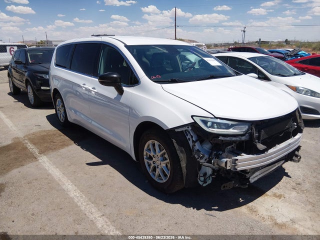 Auction sale of the 2024 Chrysler Pacifica Touring L, vin: 2C4RC1BG8RR152089, lot number: 45439380