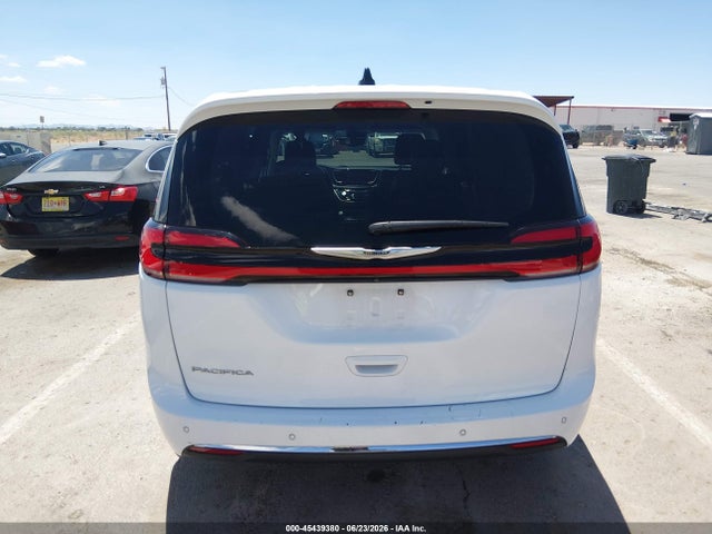 2024 Chrysler Pacifica Touring L მანქანა იყიდება აუქციონზე, vin: 2C4RC1BG8RR152089, აუქციონის ნომერი: 45439380