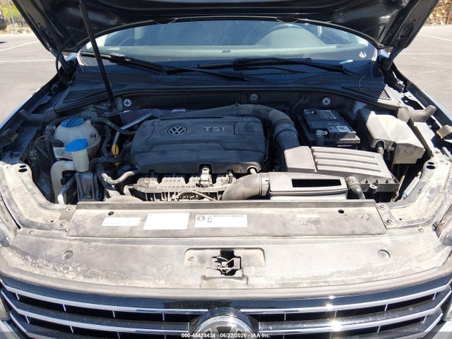 1VWBT7A36HC029740 Volkswagen Passat 1.8t Se