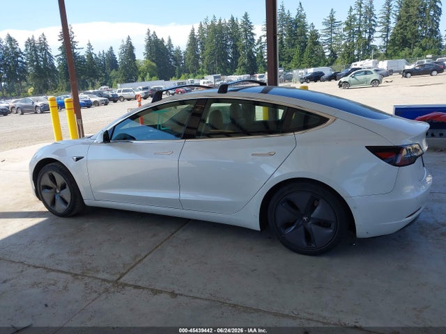 Tesla Model 3 Long Range/mid Range/standard Range/standard Range Plus 2019 5YJ3E1EA8KF300198 Image 14