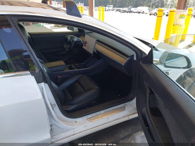 Tesla Model 3 Long Range/mid Range/standard Range/standard Range Plus 2019 5YJ3E1EA8KF300198 Image 5