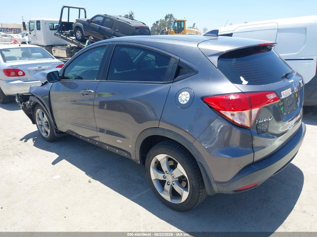 Honda HR-V LX 2017 3CZRU5H34HM722419 Image 3