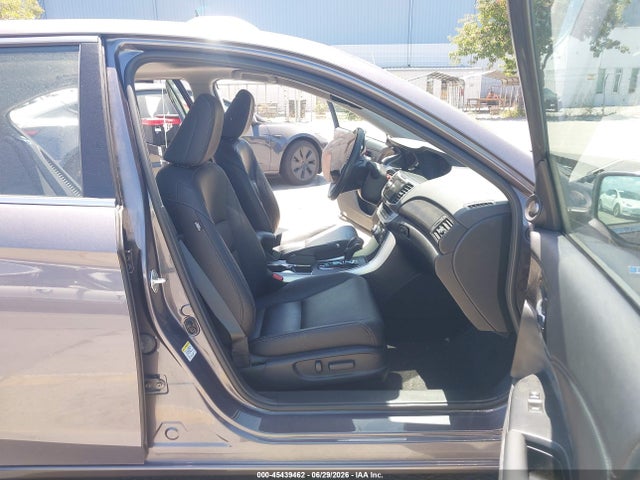 1HGCR6F76FA004004 Honda Accord Hybrid Touring